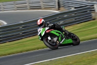 Motorcycle-action-photographs;event-digital-images;eventdigitalimages;no-limits-trackday;oulton-park;oulton-park-circuit-cheshire;oulton-park-photographs;peter-wileman-photography;trackday;trackday-digital-images;trackday-photos