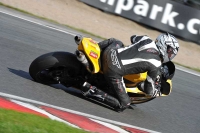 Motorcycle-action-photographs;event-digital-images;eventdigitalimages;no-limits-trackday;oulton-park;oulton-park-circuit-cheshire;oulton-park-photographs;peter-wileman-photography;trackday;trackday-digital-images;trackday-photos
