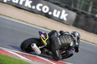 Motorcycle-action-photographs;event-digital-images;eventdigitalimages;no-limits-trackday;oulton-park;oulton-park-circuit-cheshire;oulton-park-photographs;peter-wileman-photography;trackday;trackday-digital-images;trackday-photos