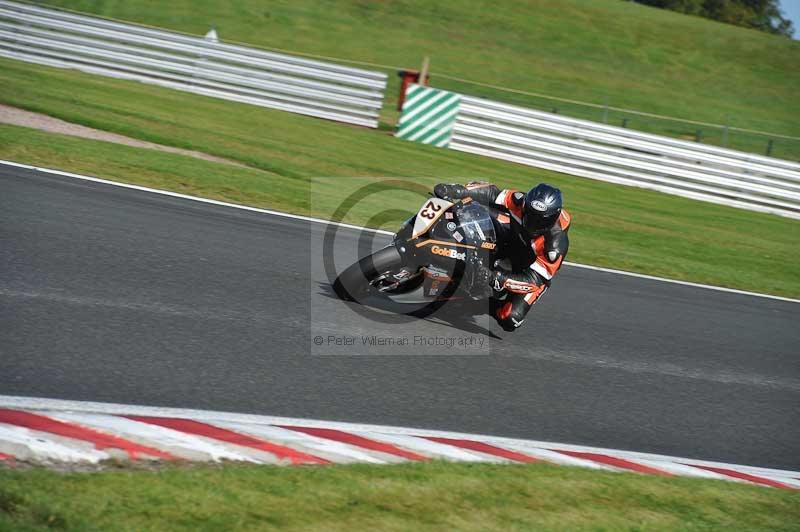 Motorcycle action photographs;event digital images;eventdigitalimages;no limits trackday;oulton park;oulton park circuit cheshire;oulton park photographs;peter wileman photography;trackday;trackday digital images;trackday photos