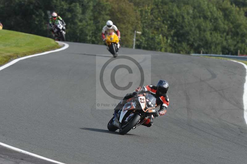 Motorcycle action photographs;event digital images;eventdigitalimages;no limits trackday;oulton park;oulton park circuit cheshire;oulton park photographs;peter wileman photography;trackday;trackday digital images;trackday photos