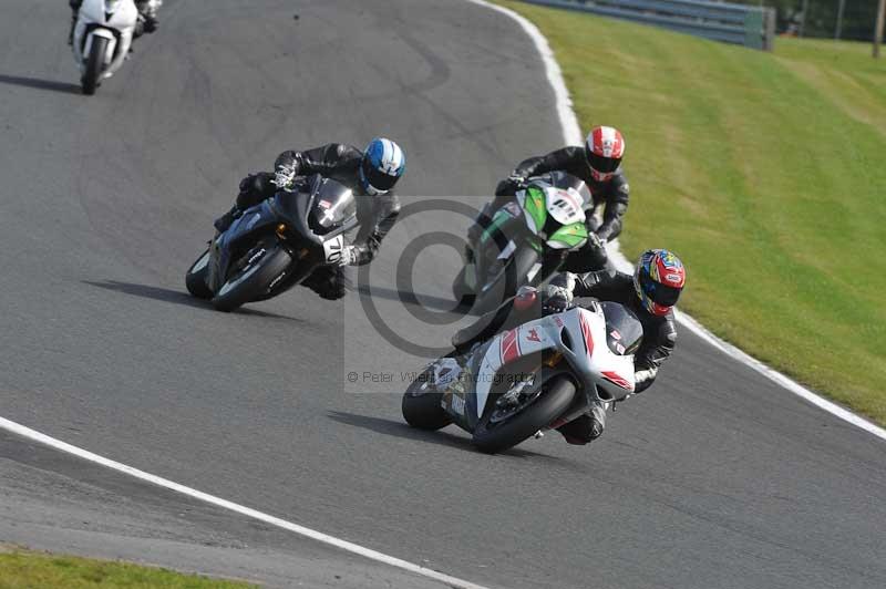 Motorcycle action photographs;event digital images;eventdigitalimages;no limits trackday;oulton park;oulton park circuit cheshire;oulton park photographs;peter wileman photography;trackday;trackday digital images;trackday photos