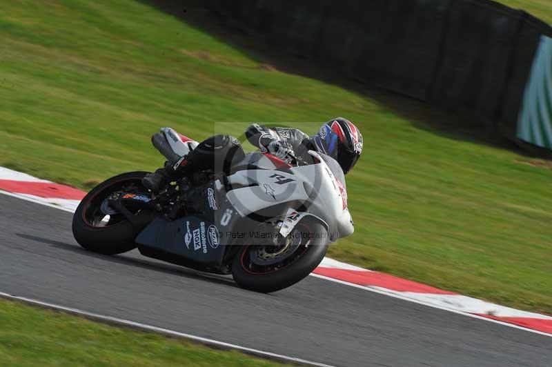 Motorcycle action photographs;event digital images;eventdigitalimages;no limits trackday;oulton park;oulton park circuit cheshire;oulton park photographs;peter wileman photography;trackday;trackday digital images;trackday photos