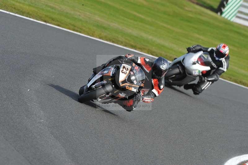 Motorcycle action photographs;event digital images;eventdigitalimages;no limits trackday;oulton park;oulton park circuit cheshire;oulton park photographs;peter wileman photography;trackday;trackday digital images;trackday photos