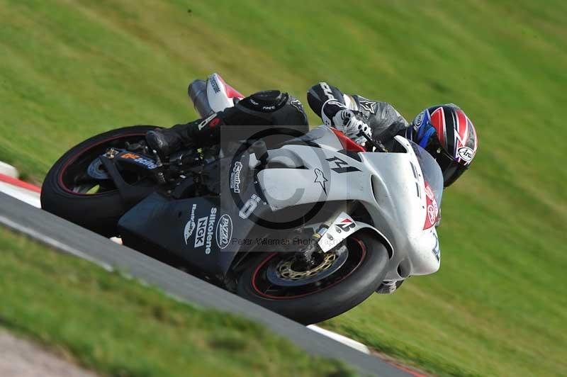 Motorcycle action photographs;event digital images;eventdigitalimages;no limits trackday;oulton park;oulton park circuit cheshire;oulton park photographs;peter wileman photography;trackday;trackday digital images;trackday photos