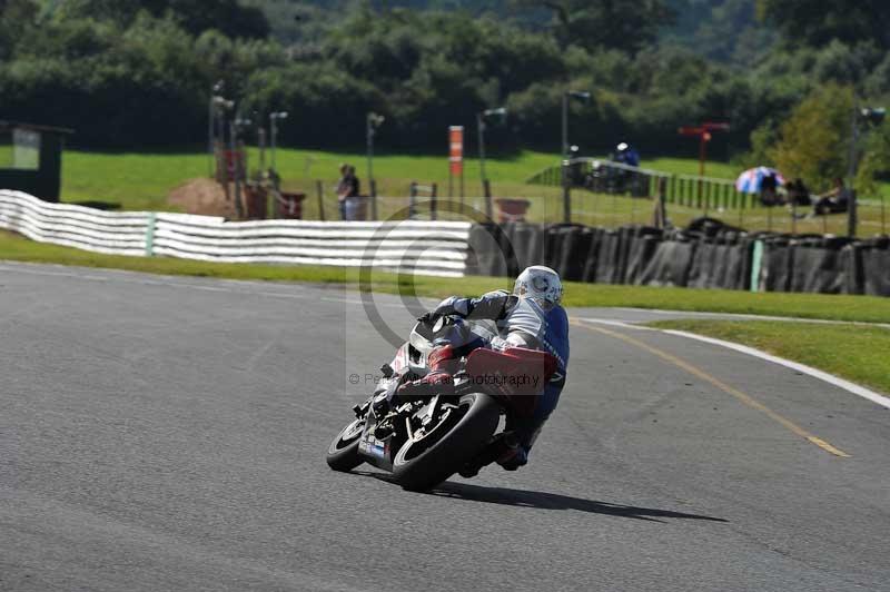 Motorcycle action photographs;event digital images;eventdigitalimages;no limits trackday;oulton park;oulton park circuit cheshire;oulton park photographs;peter wileman photography;trackday;trackday digital images;trackday photos