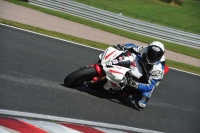Motorcycle-action-photographs;event-digital-images;eventdigitalimages;no-limits-trackday;oulton-park;oulton-park-circuit-cheshire;oulton-park-photographs;peter-wileman-photography;trackday;trackday-digital-images;trackday-photos