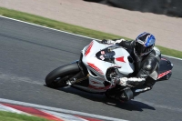 Motorcycle-action-photographs;event-digital-images;eventdigitalimages;no-limits-trackday;oulton-park;oulton-park-circuit-cheshire;oulton-park-photographs;peter-wileman-photography;trackday;trackday-digital-images;trackday-photos