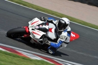 Motorcycle-action-photographs;event-digital-images;eventdigitalimages;no-limits-trackday;oulton-park;oulton-park-circuit-cheshire;oulton-park-photographs;peter-wileman-photography;trackday;trackday-digital-images;trackday-photos