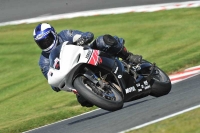 Motorcycle-action-photographs;event-digital-images;eventdigitalimages;no-limits-trackday;oulton-park;oulton-park-circuit-cheshire;oulton-park-photographs;peter-wileman-photography;trackday;trackday-digital-images;trackday-photos