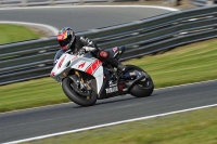 Motorcycle-action-photographs;event-digital-images;eventdigitalimages;no-limits-trackday;oulton-park;oulton-park-circuit-cheshire;oulton-park-photographs;peter-wileman-photography;trackday;trackday-digital-images;trackday-photos