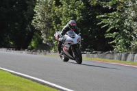 Motorcycle-action-photographs;event-digital-images;eventdigitalimages;no-limits-trackday;oulton-park;oulton-park-circuit-cheshire;oulton-park-photographs;peter-wileman-photography;trackday;trackday-digital-images;trackday-photos