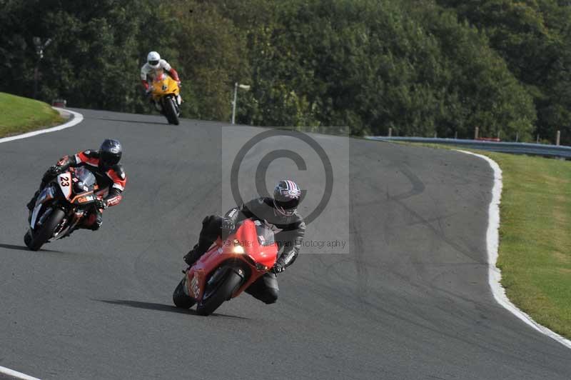 Motorcycle action photographs;event digital images;eventdigitalimages;no limits trackday;oulton park;oulton park circuit cheshire;oulton park photographs;peter wileman photography;trackday;trackday digital images;trackday photos
