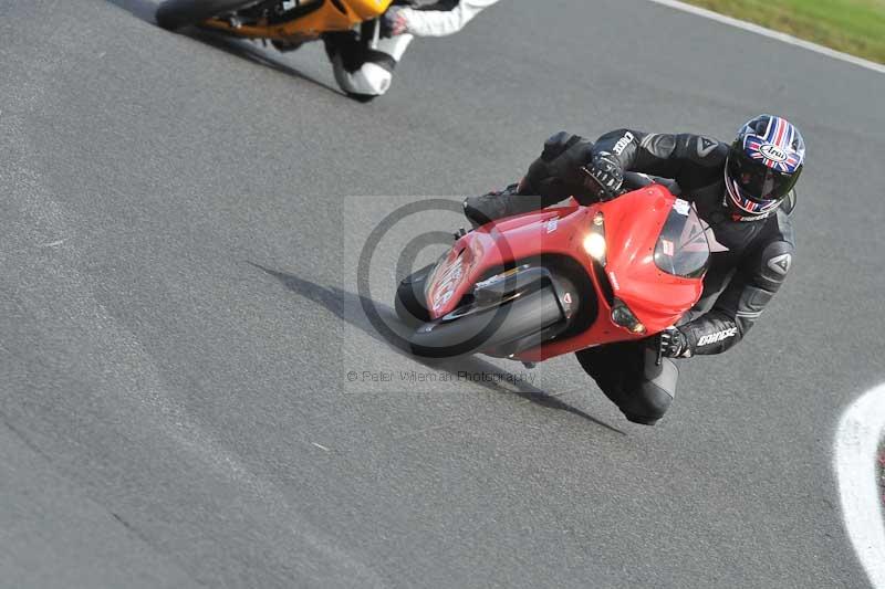 Motorcycle action photographs;event digital images;eventdigitalimages;no limits trackday;oulton park;oulton park circuit cheshire;oulton park photographs;peter wileman photography;trackday;trackday digital images;trackday photos