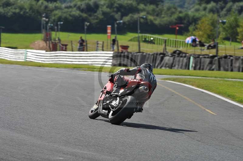 Motorcycle action photographs;event digital images;eventdigitalimages;no limits trackday;oulton park;oulton park circuit cheshire;oulton park photographs;peter wileman photography;trackday;trackday digital images;trackday photos