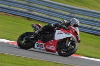 Motorcycle-action-photographs;event-digital-images;eventdigitalimages;no-limits-trackday;oulton-park;oulton-park-circuit-cheshire;oulton-park-photographs;peter-wileman-photography;trackday;trackday-digital-images;trackday-photos