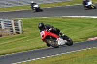 Motorcycle-action-photographs;event-digital-images;eventdigitalimages;no-limits-trackday;oulton-park;oulton-park-circuit-cheshire;oulton-park-photographs;peter-wileman-photography;trackday;trackday-digital-images;trackday-photos