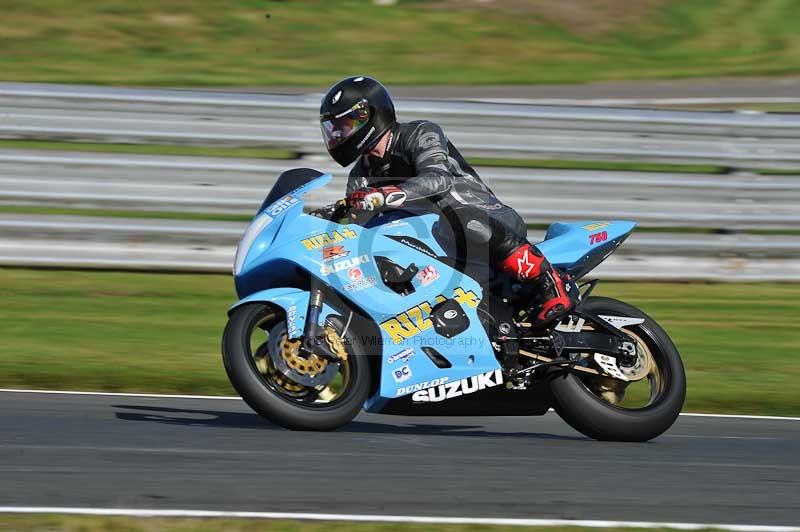 enduro digital images;event digital images;eventdigitalimages;no limits trackdays;oulton no limits trackday;oulton park cheshire;oulton trackday photographs;peter wileman photography;racing digital images;trackday digital images;trackday photos