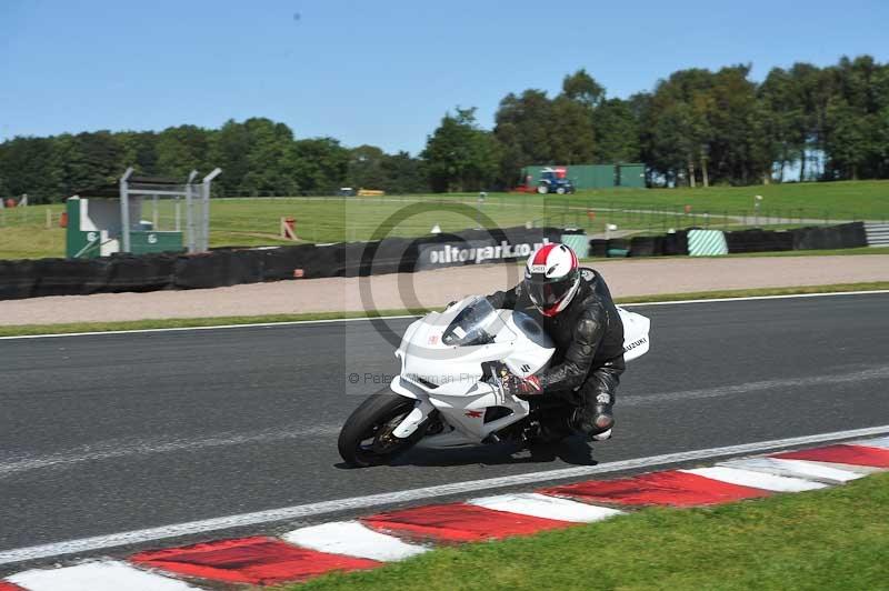enduro digital images;event digital images;eventdigitalimages;no limits trackdays;oulton no limits trackday;oulton park cheshire;oulton trackday photographs;peter wileman photography;racing digital images;trackday digital images;trackday photos