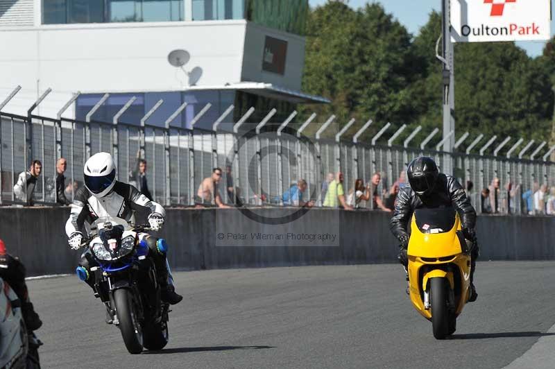 enduro digital images;event digital images;eventdigitalimages;no limits trackdays;oulton no limits trackday;oulton park cheshire;oulton trackday photographs;peter wileman photography;racing digital images;trackday digital images;trackday photos