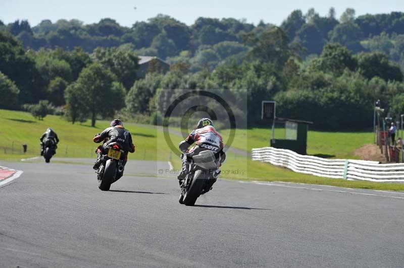 enduro digital images;event digital images;eventdigitalimages;no limits trackdays;oulton no limits trackday;oulton park cheshire;oulton trackday photographs;peter wileman photography;racing digital images;trackday digital images;trackday photos