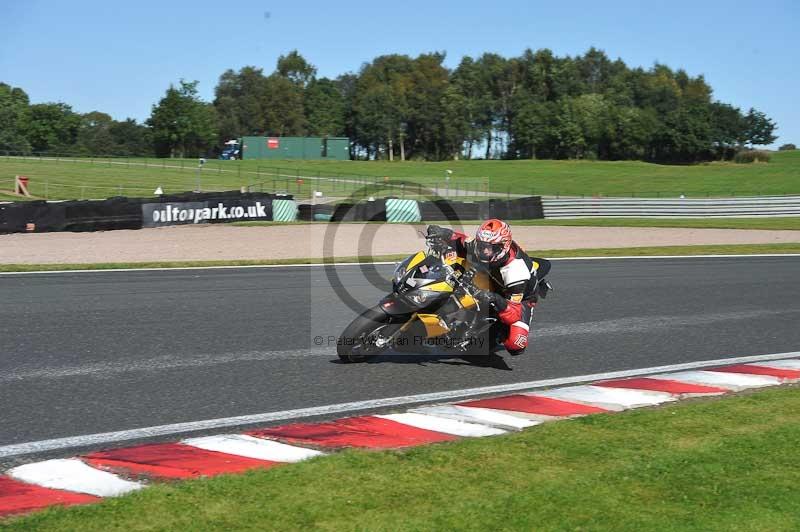 enduro digital images;event digital images;eventdigitalimages;no limits trackdays;oulton no limits trackday;oulton park cheshire;oulton trackday photographs;peter wileman photography;racing digital images;trackday digital images;trackday photos