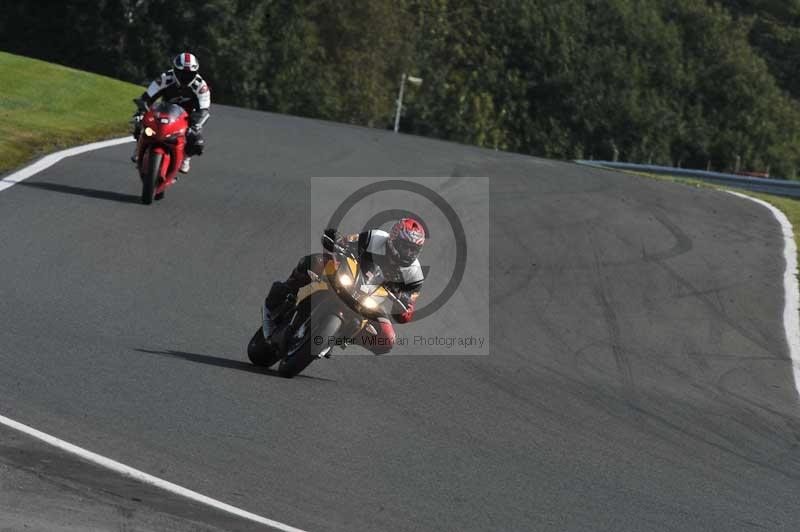 enduro digital images;event digital images;eventdigitalimages;no limits trackdays;oulton no limits trackday;oulton park cheshire;oulton trackday photographs;peter wileman photography;racing digital images;trackday digital images;trackday photos