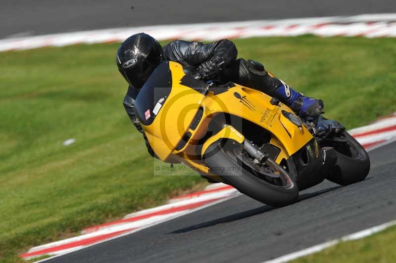 enduro digital images;event digital images;eventdigitalimages;no limits trackdays;oulton no limits trackday;oulton park cheshire;oulton trackday photographs;peter wileman photography;racing digital images;trackday digital images;trackday photos