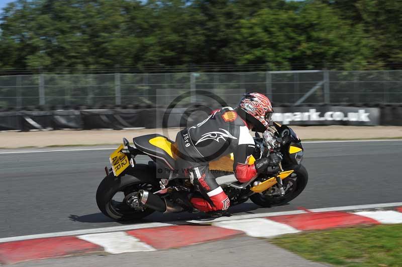 enduro digital images;event digital images;eventdigitalimages;no limits trackdays;oulton no limits trackday;oulton park cheshire;oulton trackday photographs;peter wileman photography;racing digital images;trackday digital images;trackday photos