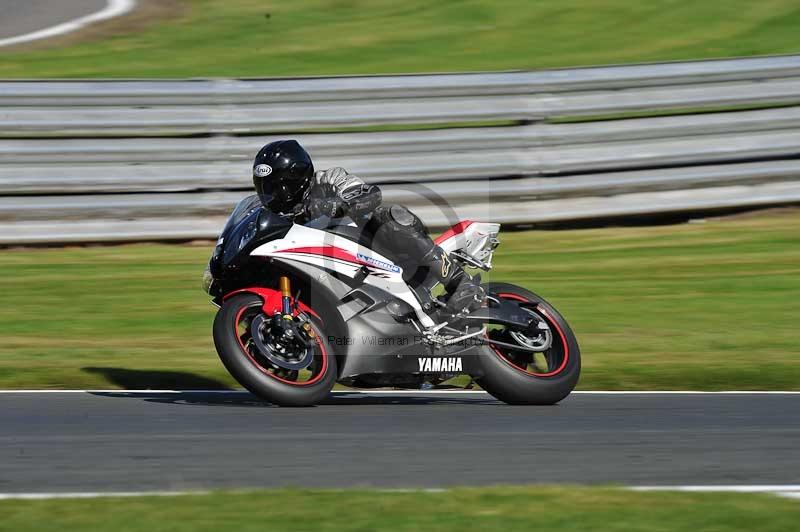 enduro digital images;event digital images;eventdigitalimages;no limits trackdays;oulton no limits trackday;oulton park cheshire;oulton trackday photographs;peter wileman photography;racing digital images;trackday digital images;trackday photos