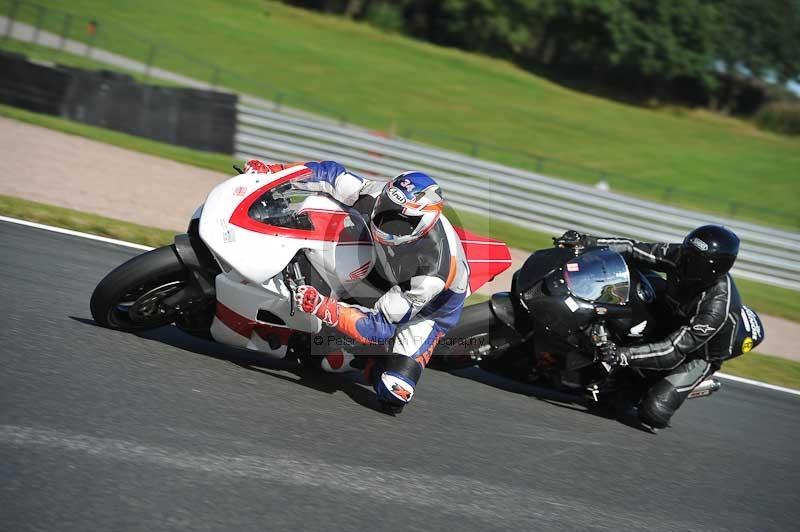 enduro digital images;event digital images;eventdigitalimages;no limits trackdays;oulton no limits trackday;oulton park cheshire;oulton trackday photographs;peter wileman photography;racing digital images;trackday digital images;trackday photos