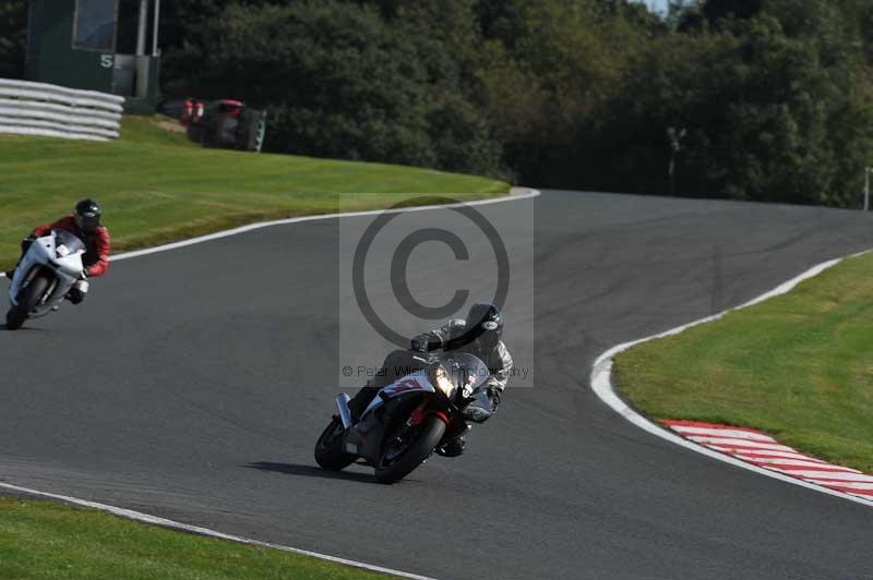 enduro digital images;event digital images;eventdigitalimages;no limits trackdays;oulton no limits trackday;oulton park cheshire;oulton trackday photographs;peter wileman photography;racing digital images;trackday digital images;trackday photos