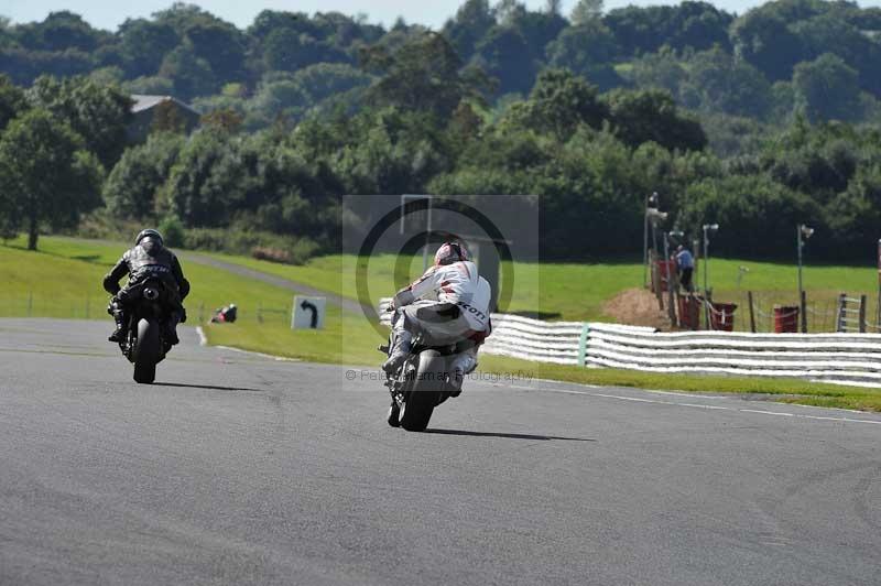 enduro digital images;event digital images;eventdigitalimages;no limits trackdays;oulton no limits trackday;oulton park cheshire;oulton trackday photographs;peter wileman photography;racing digital images;trackday digital images;trackday photos