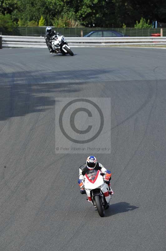 enduro digital images;event digital images;eventdigitalimages;no limits trackdays;oulton no limits trackday;oulton park cheshire;oulton trackday photographs;peter wileman photography;racing digital images;trackday digital images;trackday photos