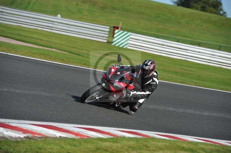 enduro digital images;event digital images;eventdigitalimages;no limits trackdays;oulton no limits trackday;oulton park cheshire;oulton trackday photographs;peter wileman photography;racing digital images;trackday digital images;trackday photos