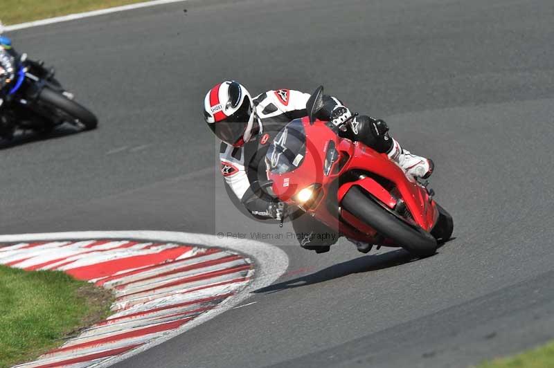 enduro digital images;event digital images;eventdigitalimages;no limits trackdays;oulton no limits trackday;oulton park cheshire;oulton trackday photographs;peter wileman photography;racing digital images;trackday digital images;trackday photos