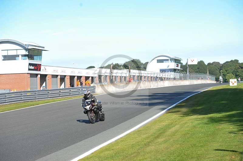 enduro digital images;event digital images;eventdigitalimages;no limits trackdays;oulton no limits trackday;oulton park cheshire;oulton trackday photographs;peter wileman photography;racing digital images;trackday digital images;trackday photos
