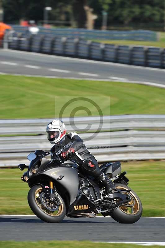 enduro digital images;event digital images;eventdigitalimages;no limits trackdays;oulton no limits trackday;oulton park cheshire;oulton trackday photographs;peter wileman photography;racing digital images;trackday digital images;trackday photos
