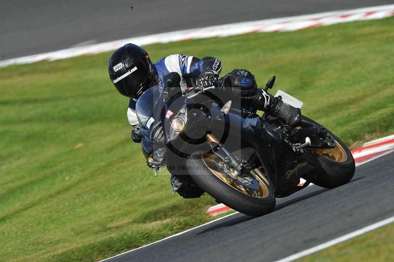 enduro digital images;event digital images;eventdigitalimages;no limits trackdays;oulton no limits trackday;oulton park cheshire;oulton trackday photographs;peter wileman photography;racing digital images;trackday digital images;trackday photos