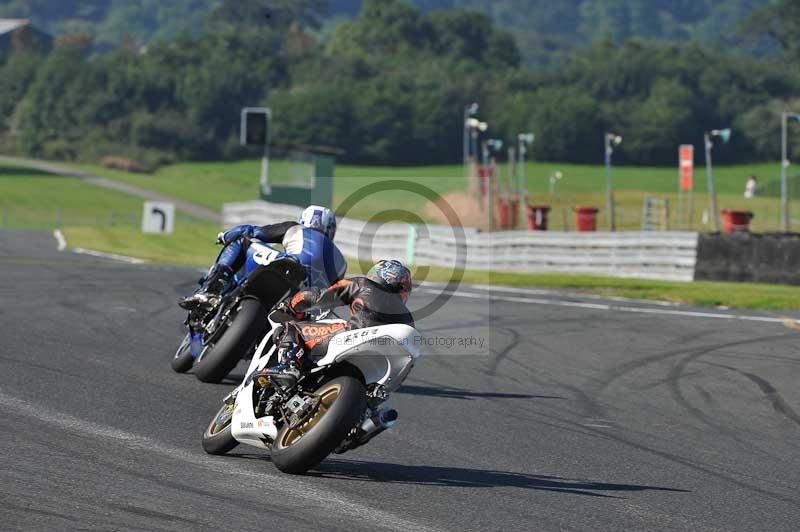 enduro digital images;event digital images;eventdigitalimages;no limits trackdays;oulton no limits trackday;oulton park cheshire;oulton trackday photographs;peter wileman photography;racing digital images;trackday digital images;trackday photos