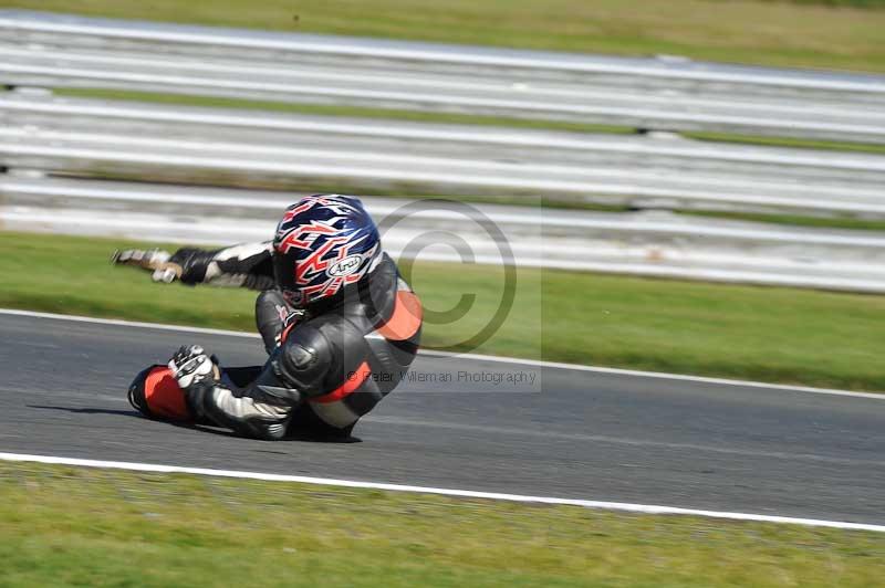 enduro digital images;event digital images;eventdigitalimages;no limits trackdays;oulton no limits trackday;oulton park cheshire;oulton trackday photographs;peter wileman photography;racing digital images;trackday digital images;trackday photos