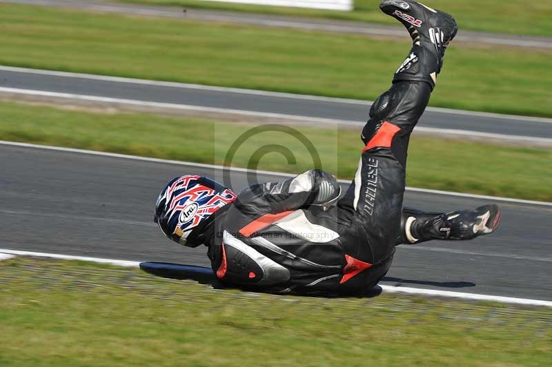 enduro digital images;event digital images;eventdigitalimages;no limits trackdays;oulton no limits trackday;oulton park cheshire;oulton trackday photographs;peter wileman photography;racing digital images;trackday digital images;trackday photos