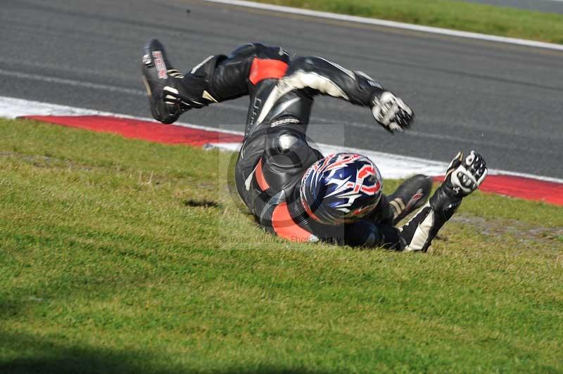 enduro digital images;event digital images;eventdigitalimages;no limits trackdays;oulton no limits trackday;oulton park cheshire;oulton trackday photographs;peter wileman photography;racing digital images;trackday digital images;trackday photos