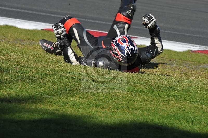 enduro digital images;event digital images;eventdigitalimages;no limits trackdays;oulton no limits trackday;oulton park cheshire;oulton trackday photographs;peter wileman photography;racing digital images;trackday digital images;trackday photos