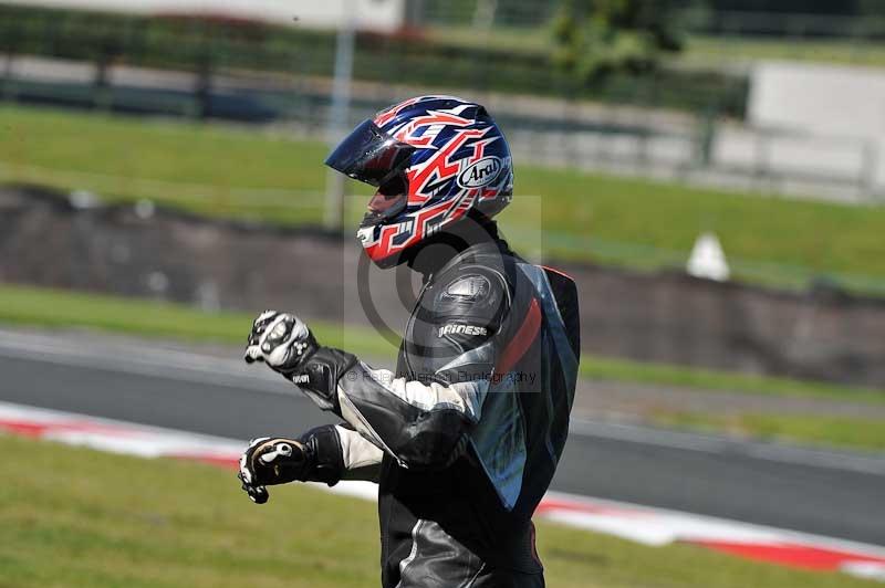 enduro digital images;event digital images;eventdigitalimages;no limits trackdays;oulton no limits trackday;oulton park cheshire;oulton trackday photographs;peter wileman photography;racing digital images;trackday digital images;trackday photos