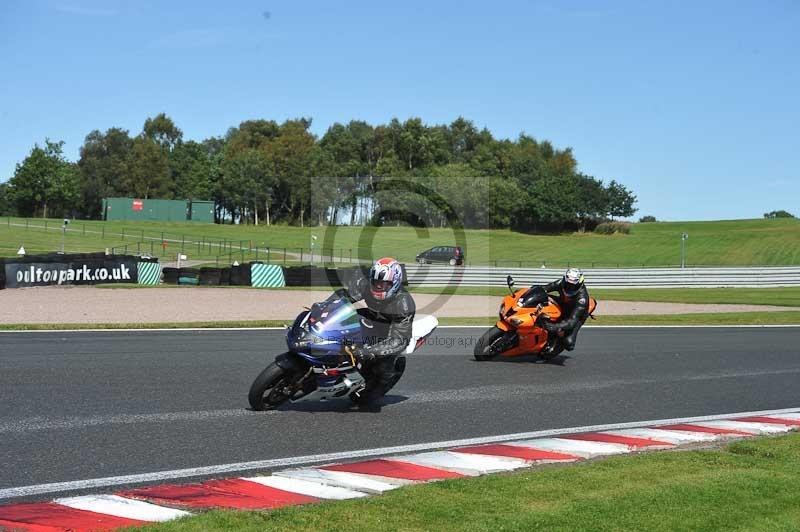 enduro digital images;event digital images;eventdigitalimages;no limits trackdays;oulton no limits trackday;oulton park cheshire;oulton trackday photographs;peter wileman photography;racing digital images;trackday digital images;trackday photos