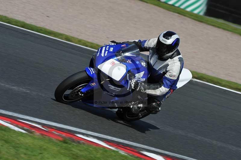 enduro digital images;event digital images;eventdigitalimages;no limits trackdays;oulton no limits trackday;oulton park cheshire;oulton trackday photographs;peter wileman photography;racing digital images;trackday digital images;trackday photos