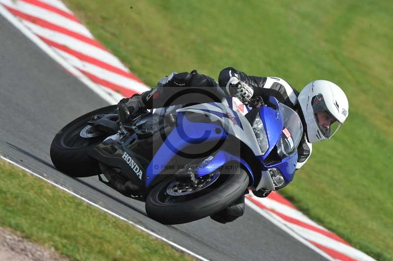enduro digital images;event digital images;eventdigitalimages;no limits trackdays;oulton no limits trackday;oulton park cheshire;oulton trackday photographs;peter wileman photography;racing digital images;trackday digital images;trackday photos