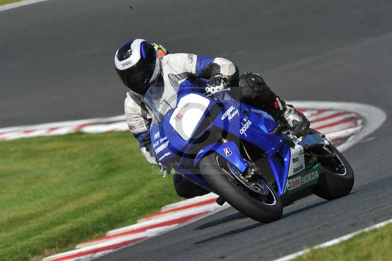 enduro digital images;event digital images;eventdigitalimages;no limits trackdays;oulton no limits trackday;oulton park cheshire;oulton trackday photographs;peter wileman photography;racing digital images;trackday digital images;trackday photos