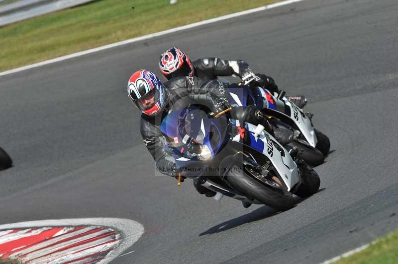 enduro digital images;event digital images;eventdigitalimages;no limits trackdays;oulton no limits trackday;oulton park cheshire;oulton trackday photographs;peter wileman photography;racing digital images;trackday digital images;trackday photos